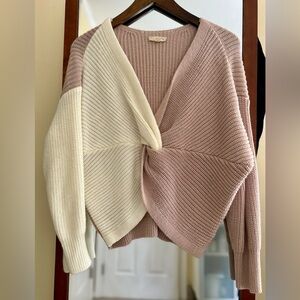 Knotted Front V-Neck Sweater in Cream and Pink